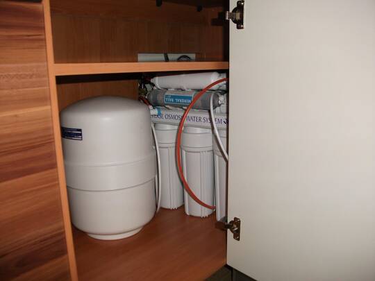 Marlus 650 reverse osmosis system with UV and pump installed