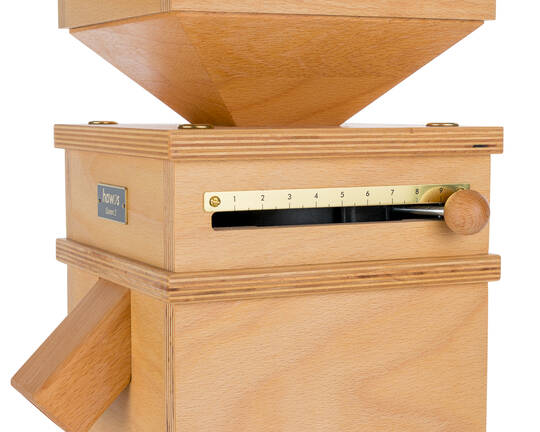 Německý mlýnek Queen 2