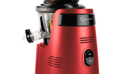 Sana 868 red - detail button ventilation